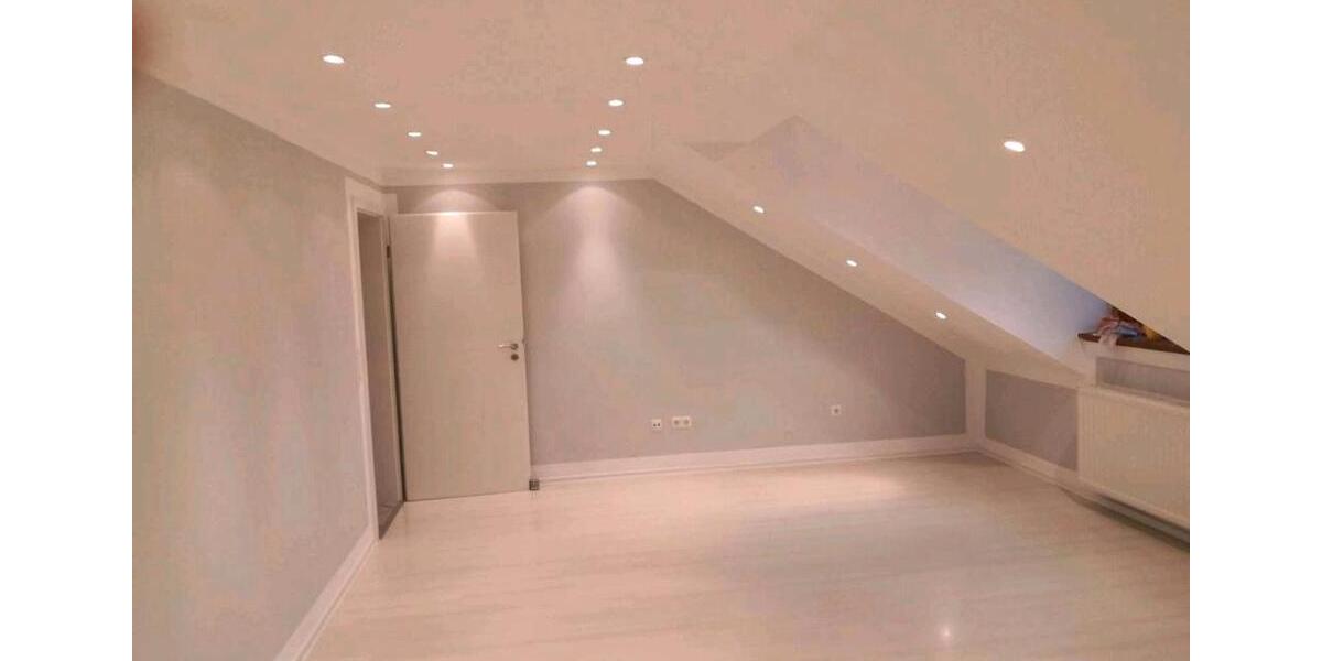 Dachgeschoßwohnung Grafling - 3 Zimmer, 100 m&sup2;, 1.000&euro; | Angebot:26625189