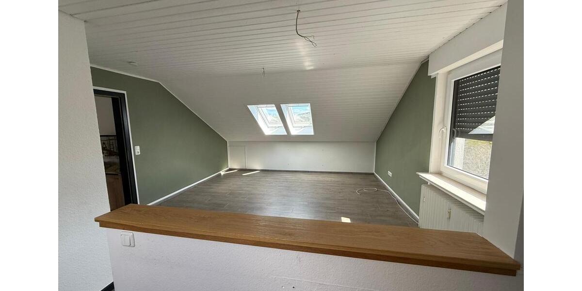 Dachgeschoßwohnung Vlotho - 3 Zimmer, 55 m&sup2;, 550&euro; | Angebot:26051040