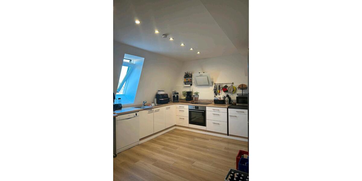 Etagenwohnung Wabern - 4 Zimmer, 125 m&sup2;, 700&euro; | Angebot:26267028