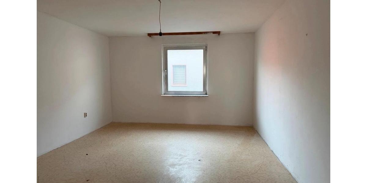 Etagenwohnung Stadtkyll - 2 Zimmer, 65 m&sup2;, 490&euro; | Angebot:24741521
