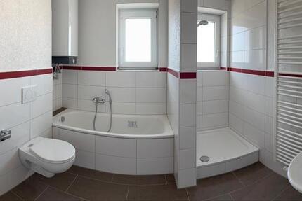 Wohnung Bruchsal - 3 Zimmer, 79 m&sup2;, 832&euro; | Angebot:26677142