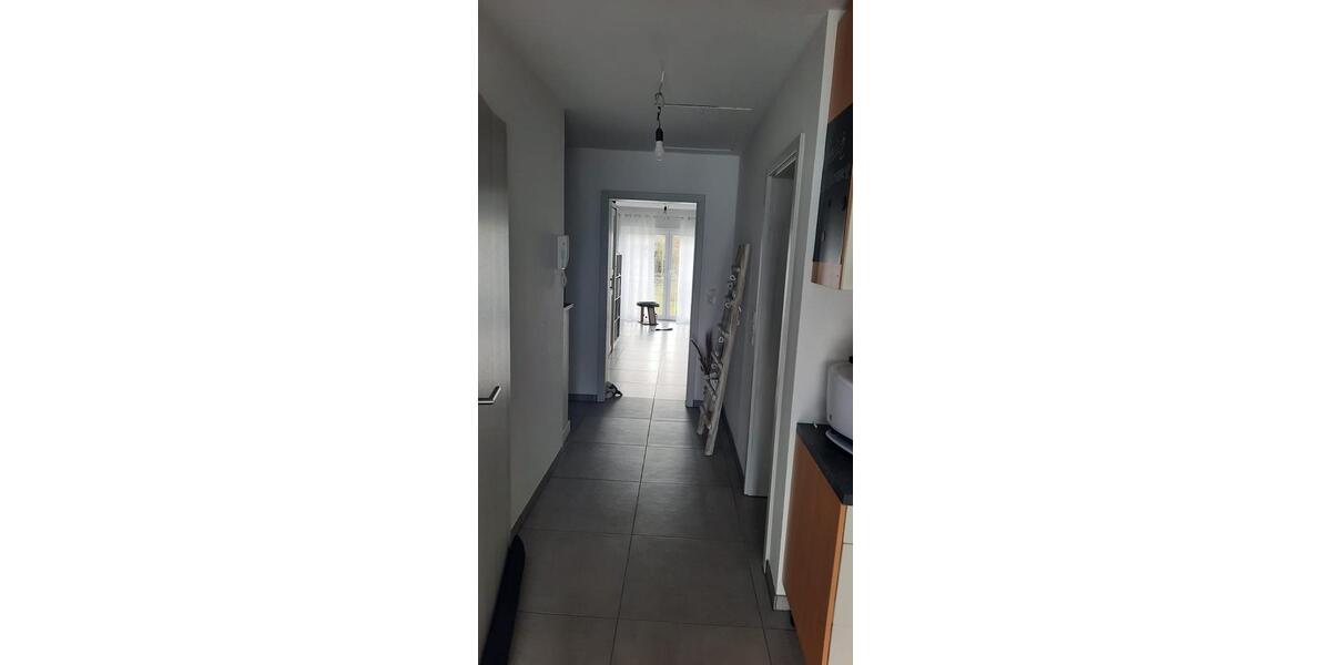 Dachgeschoßwohnung Hundsangen - 2 Zimmer, 85 m&sup2;, 1.000&euro; | Angebot:25787775