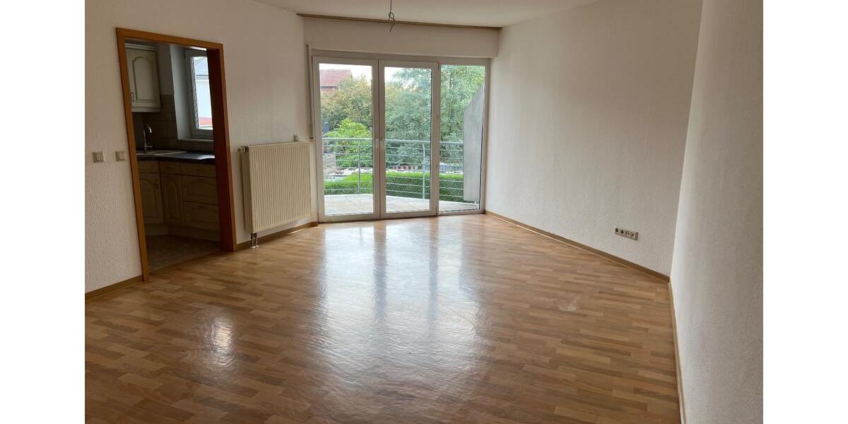 Etagenwohnung Schmelz - 2 Zimmer, 68 m&sup2;, 680&euro; | Angebot:24311015