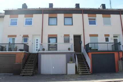 Haus KL-Hohenecken Hohenecken - 4 Zimmer, 152 m&sup2;, 1.200&euro; | Angebot:25768433