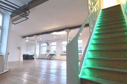 Wohnung Pforzheim Innenstadt - 3 Zimmer, 256 m&sup2;, 1.560&euro; | Angebot:21238299