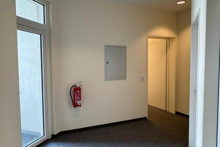 Gemütlicher Büro-Praxisraum in zentraler Lage in Magdeburg zimmer