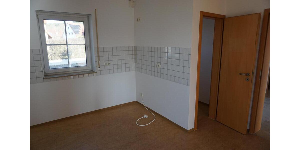 Doppelhaushälfte Herrieden - 5 Zimmer, 106 m&sup2;, 1.160&euro; | Angebot:25977754