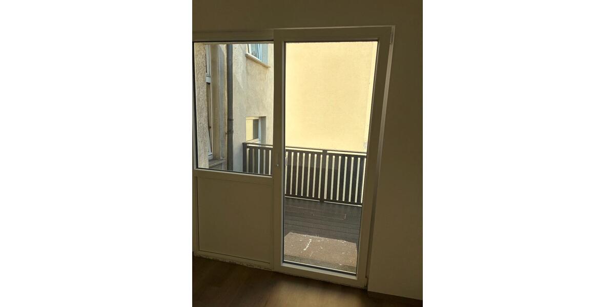 Etagenwohnung Bernburg (Saale) - 2 Zimmer, 60 m&sup2;, 375&euro; | Angebot:26688105