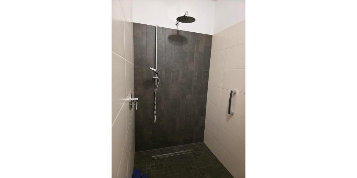 Erdgeschoßwohnung Issum - 4 Zimmer, 150 m&sup2;, 1.300&euro; | Angebot:26670843