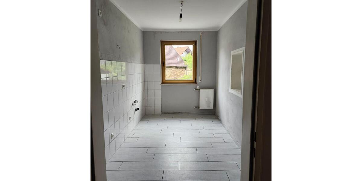 Etagenwohnung Mömbris - 4 Zimmer, 94 m&sup2;, 725&euro; | Angebot:26579879