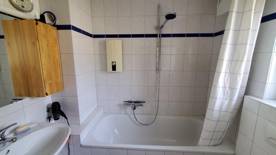 Wohnen auf Zeit Saarbrücken Kieselhumes - 1 Zimmer, 16 m&sup2;, 485&euro; | Angebot:25940971