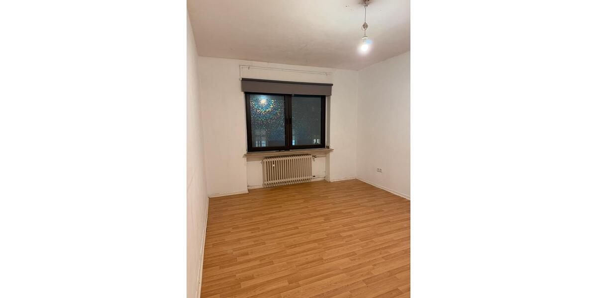 Wohnen auf Zeit Dortmund Brackel - 4 Zimmer, 125 m&sup2;, 430&euro; | Angebot:24951671