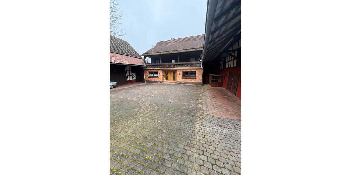 Bauernhaus, Landhaus Hatzfeld (Eder) - 9 Zimmer, 140 m&sup2;, 1.200&euro; | Angebot:24824474
