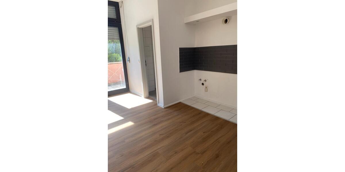 Erdgeschoßwohnung Göllheim - 2 Zimmer, 60 m&sup2;, 850&euro; | Angebot:24523256