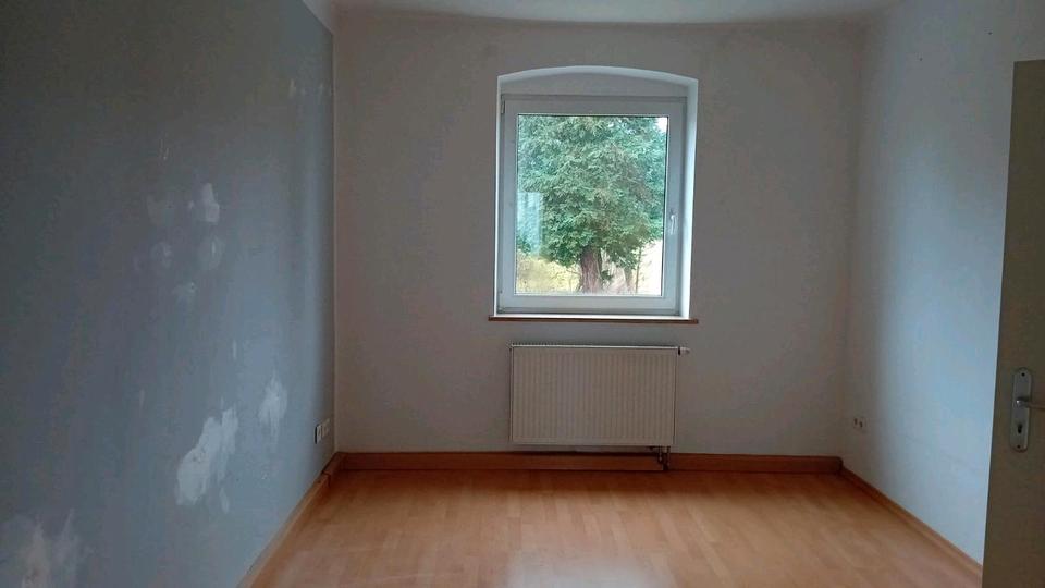 Erdgeschoßwohnung Schönwald - 2 Zimmer, 50 m&sup2;, 350&euro; | Angebot:26145938