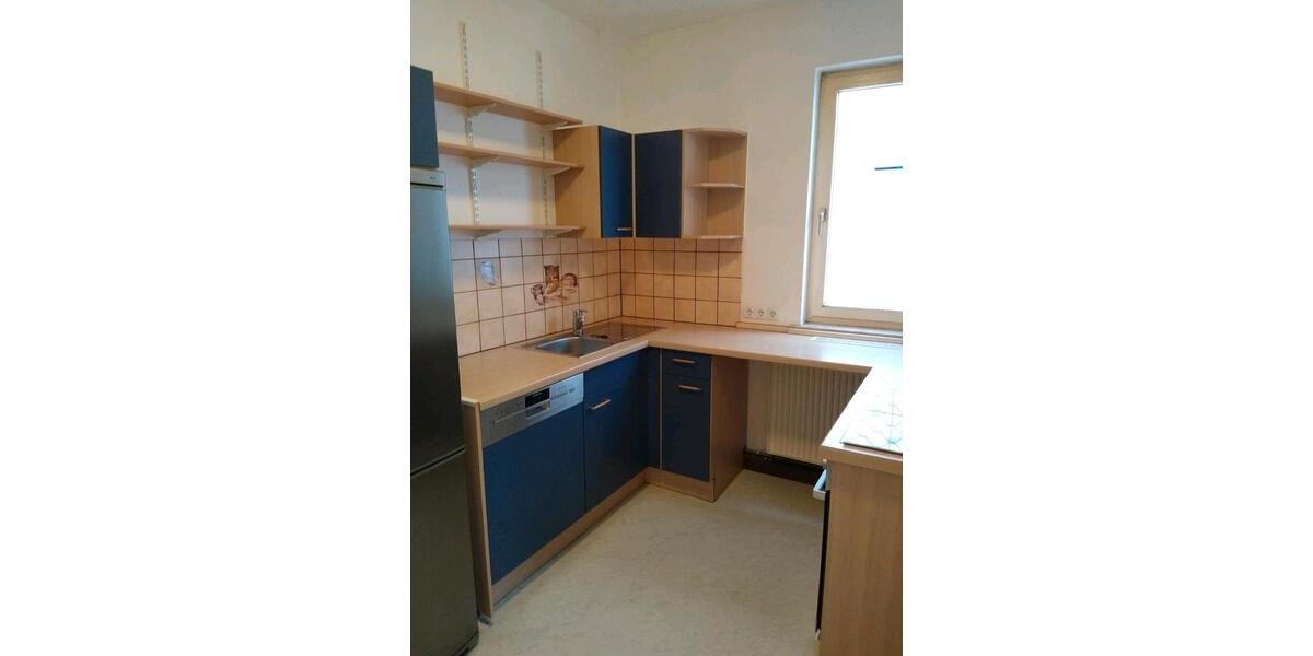 Dachgeschoßwohnung Neuhaus am Rennweg - 4 Zimmer, 65 m&sup2;, 380&euro; | Angebot:25842515