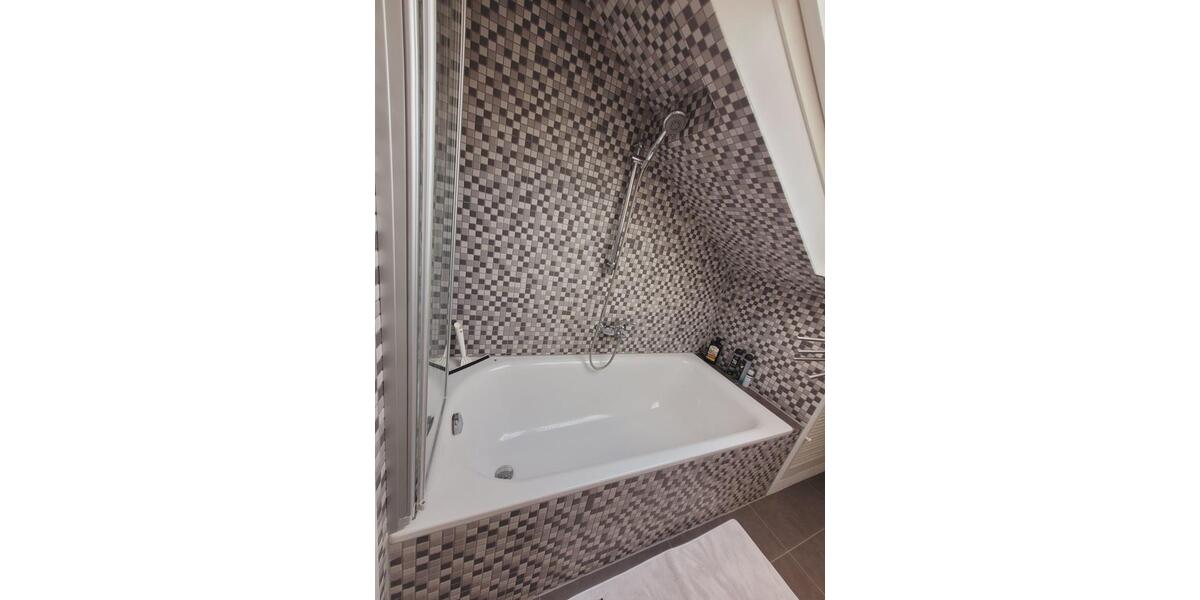 Wohnen auf Zeit Fellbach - 2 Zimmer, 43 m&sup2;, 930&euro; | Angebot:24294117