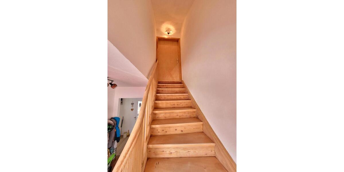 Dachgeschoßwohnung Frickingen - 4 Zimmer, 88 m&sup2;, 1.300&euro; | Angebot:26212062