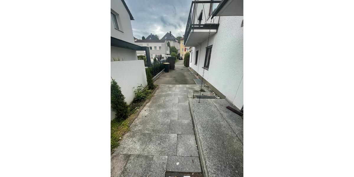 Etagenwohnung Reutlingen Reutlingen (Kernstadt) - 3.5 Zimmer, 130 m&sup2;, 1.500&euro; | Angebot:26566839