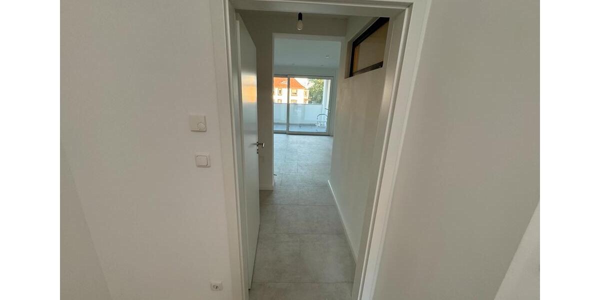 Erdgeschoßwohnung Peine - 3.5 Zimmer, 90 m&sup2;, 1.000&euro; | Angebot:25641862