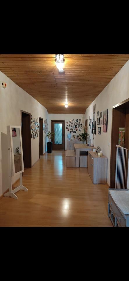 4,z Zimmer Wohnung, im grünen, großzügig geschnitten zimmer