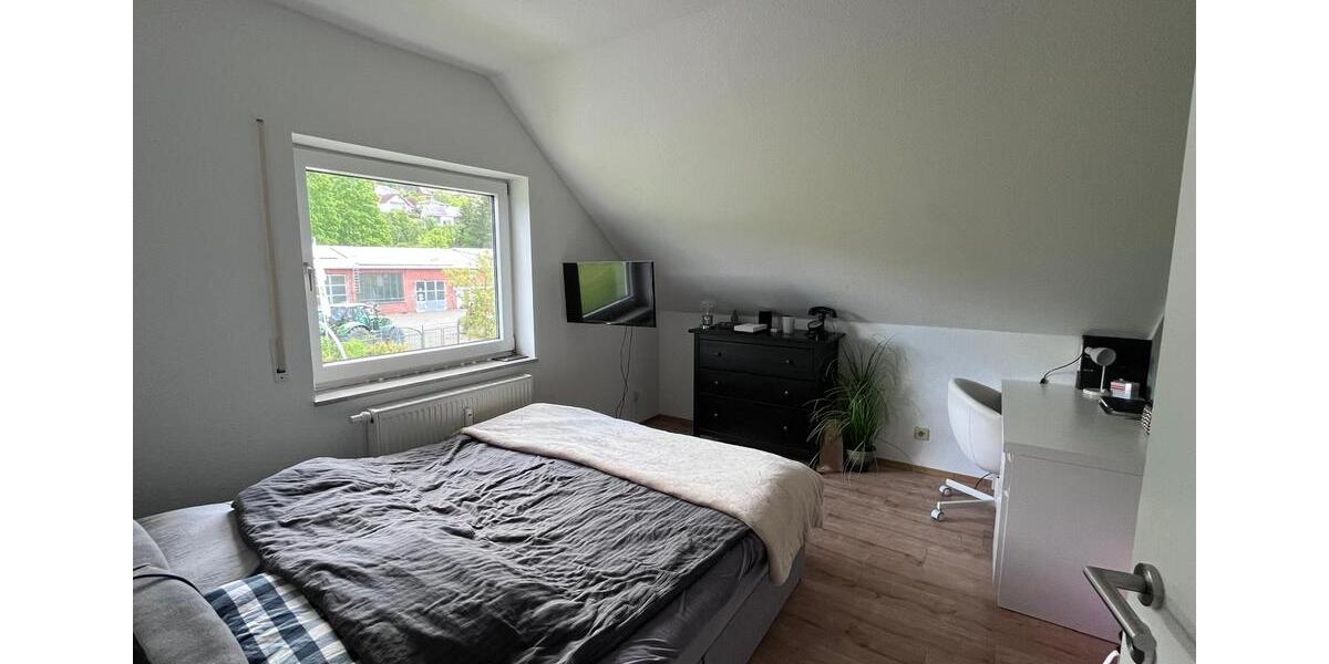 Dachgeschoßwohnung Büdingen - 2 Zimmer, 71 m&sup2;, 700&euro; | Angebot:26521792