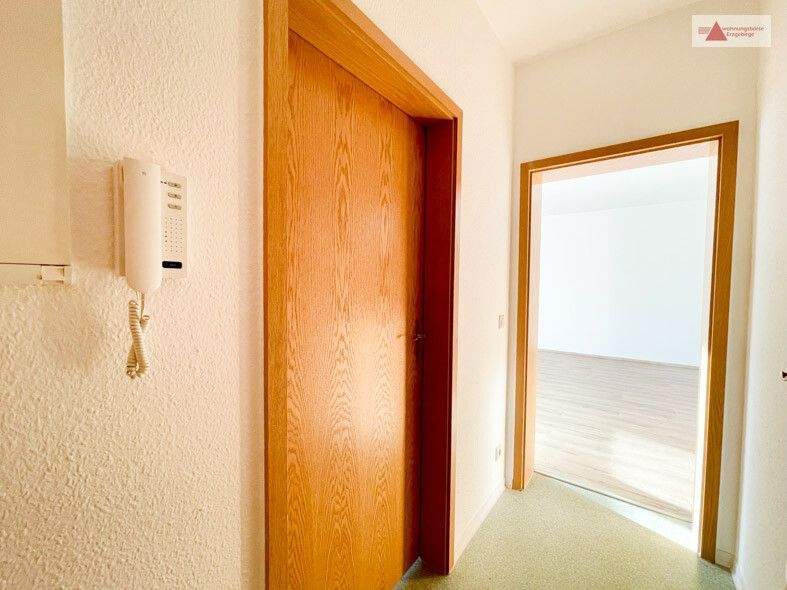 Etagenwohnung Frauenstein / Burkersdorf Burkersdorf - 2 Zimmer, 52 m&sup2;, 265&euro; | Angebot:25688180