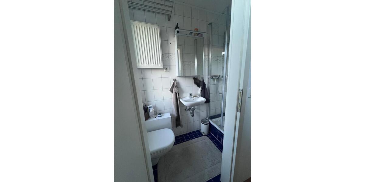 Etagenwohnung Essen Stadtbezirk II - 3 Zimmer, 100 m&sup2;, 1.300&euro; | Angebot:26478021