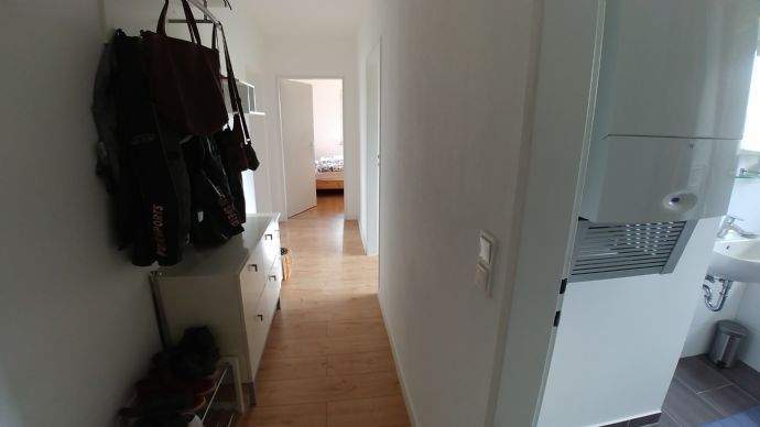 Etagenwohnung Wiesbaden Bierstadt - 2 Zimmer, 65 m&sup2;, 750&euro; | Angebot:26170972