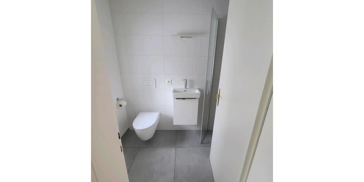 Einfamilienhaus Lemgo - 3 Zimmer, 135 m&sup2;, 1.800&euro; | Angebot:24284339