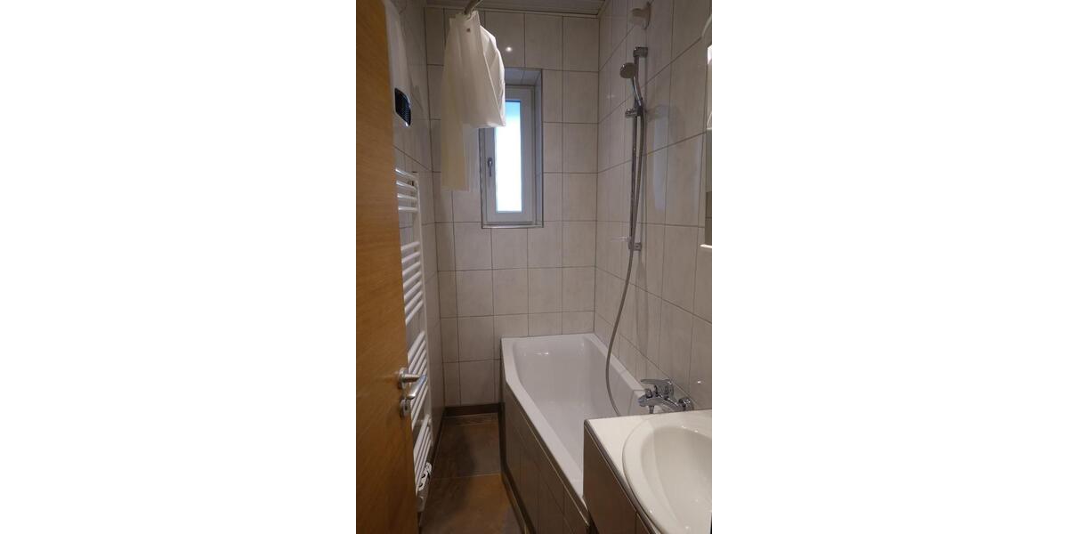 Etagenwohnung Stuttgart Stuttgart-West - 3 Zimmer, 80 m&sup2;, 1.400&euro; | Angebot:26663427