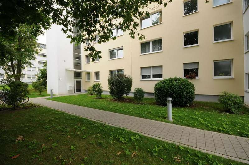 Etagenwohnung Erlangen Buckenhofer Siedlung - 3 Zimmer, 83 m&sup2;, 690&euro; | Angebot:27072922