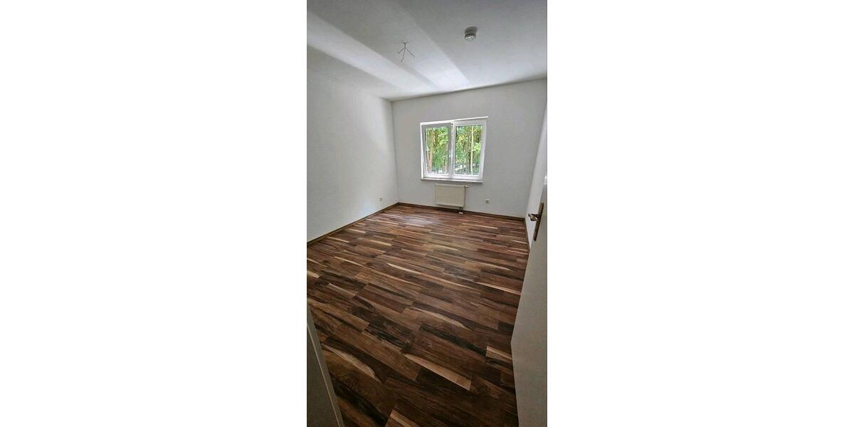 Etagenwohnung Korswandt - 3 Zimmer, 77 m&sup2;, 770&euro; | Angebot:26705588