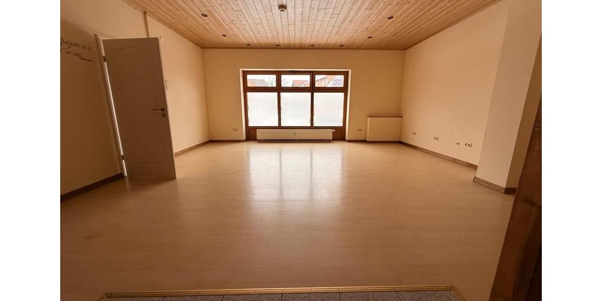 Gewerbeobjekt Isenbüttel - 1 Zimmer, 800&euro; | Angebot:24571042