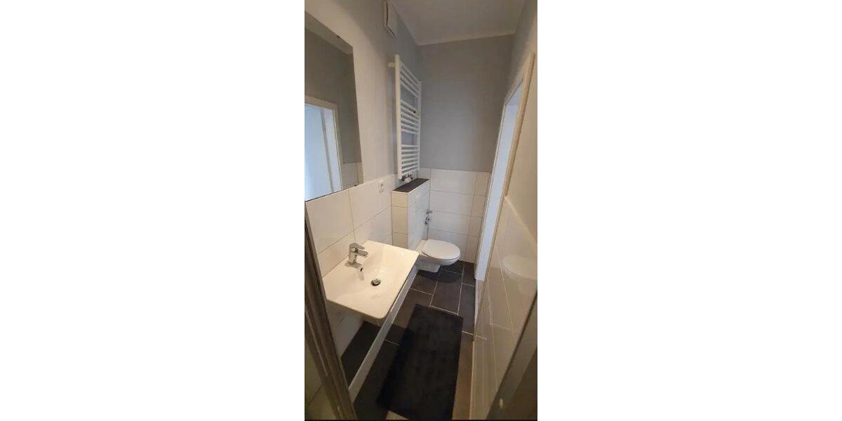 Etagenwohnung Düsseldorf Stadtbezirk 3 - 1 Zimmer, 37 m&sup2;, 680&euro; | Angebot:26493773
