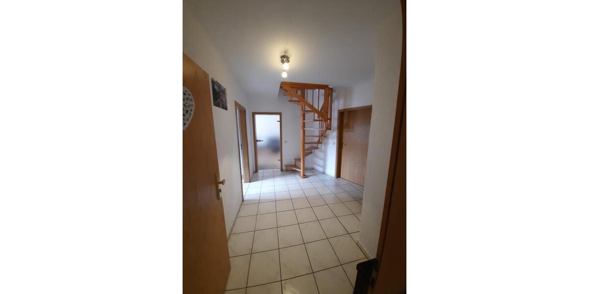 Maisonettenwohnung Landau in der Pfalz - 4 Zimmer, 92 m&sup2;, 1.060&euro; | Angebot:25377822