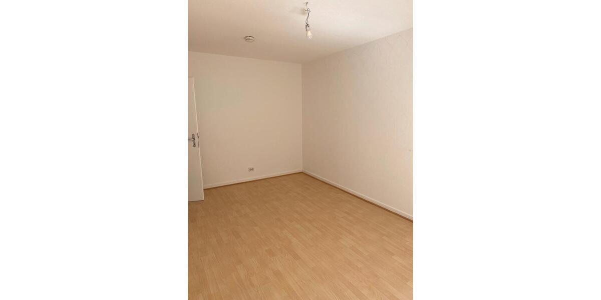 Erdgeschoßwohnung Bad Schwalbach - 3 Zimmer, 78 m&sup2;, 790&euro; | Angebot:26600847