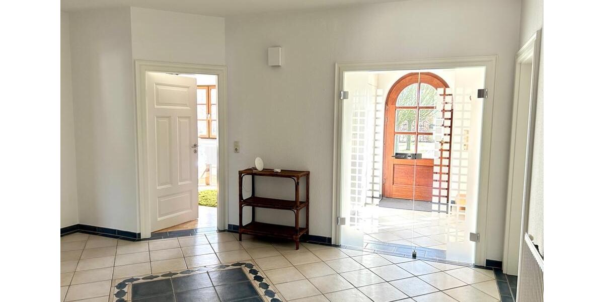 Erdgeschoßwohnung Ostrhauderfehn - 4 Zimmer, 121 m&sup2;, 940&euro; | Angebot:24678143