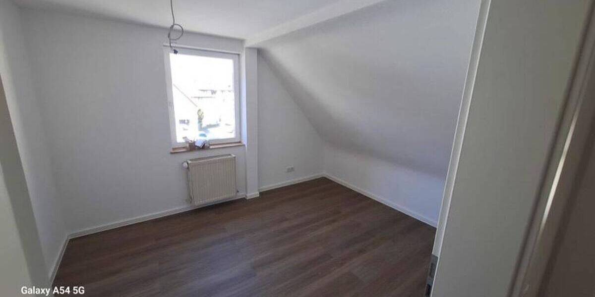 Etagenwohnung Weinheim Deißenklinge - 3 Zimmer, 82 m&sup2;, 990&euro; | Angebot:26094832
