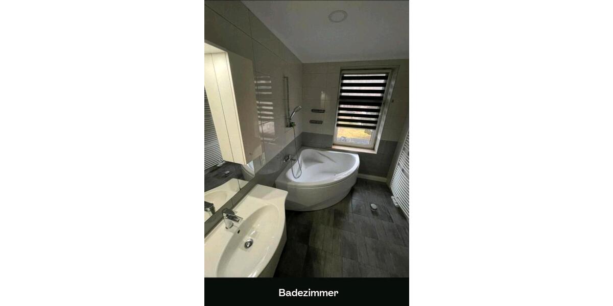 Etagenwohnung Rodewisch - 3 Zimmer, 72 m&sup2;, 485&euro; | Angebot:24835147