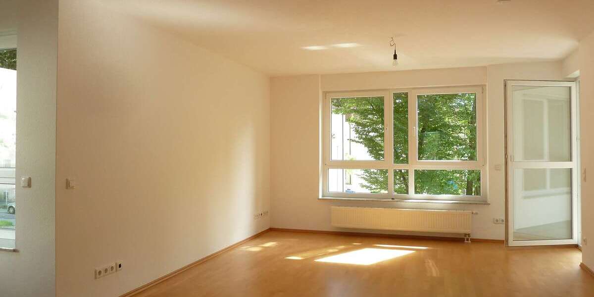 Etagenwohnung Reutlingen - 3 Zimmer, 81 m&sup2;, 1.125&euro; | Angebot:26948455