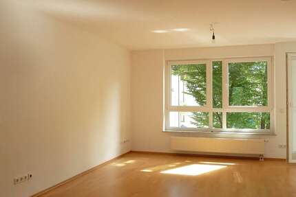 Wohnung Reutlingen - 3 Zimmer, 81 m&sup2;, 1.125&euro; | Angebot:26948455
