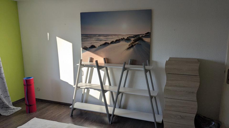 Etagenwohnung Lage - 4 Zimmer, 160 m&sup2;, 1.350&euro; | Angebot:25908425