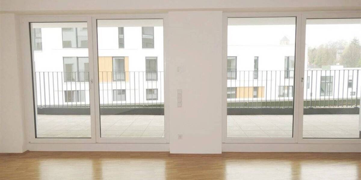 Etagenwohnung Mönchengladbach Stadtmitte - 4 Zimmer, 128 m&sup2;, 1.714&euro; | Angebot:26453952