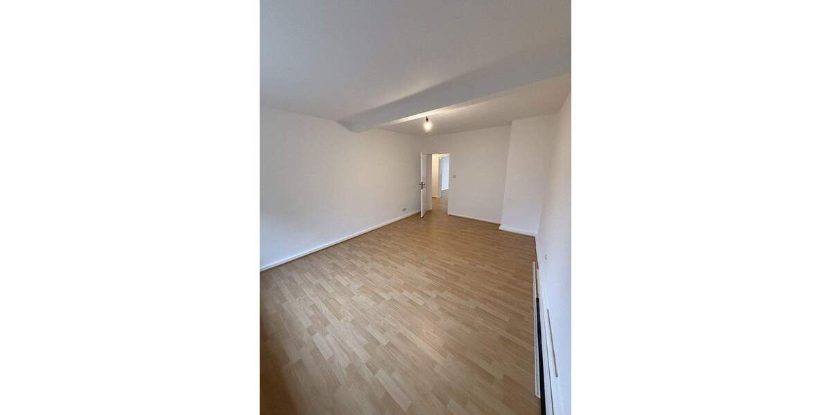 Etagenwohnung Wuppertal Elberfeld - 2 Zimmer, 62 m&sup2;, 525&euro; | Angebot:25784560