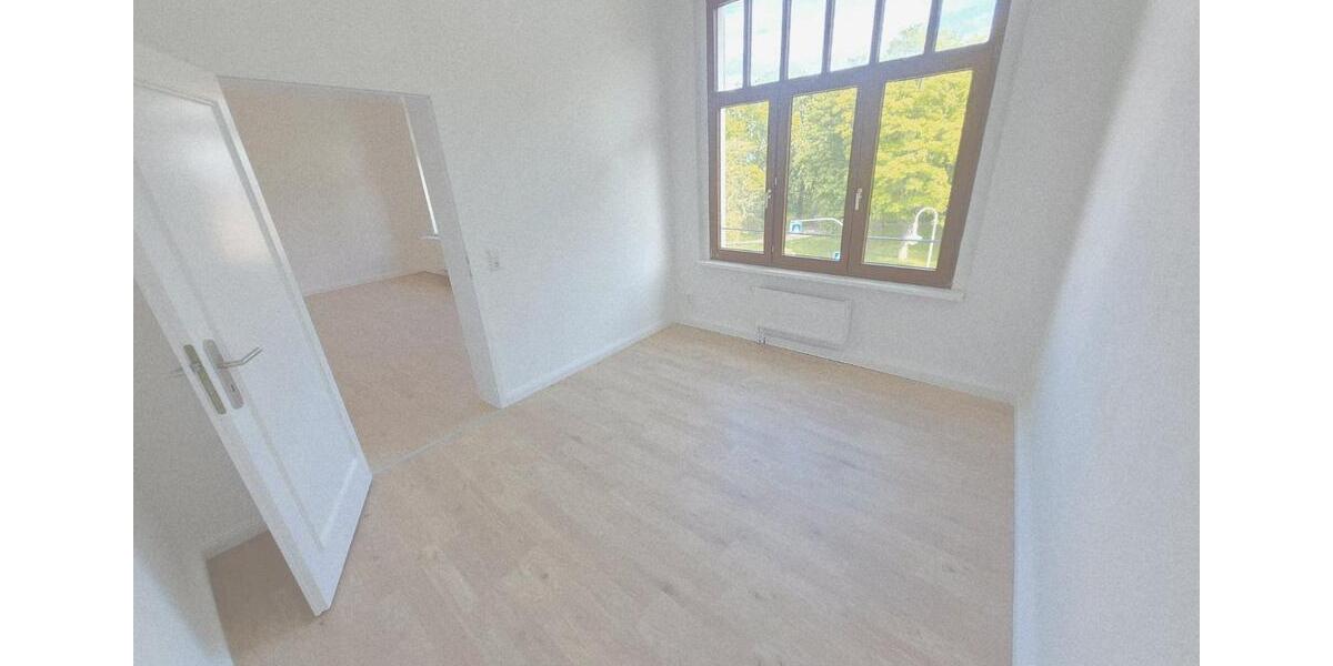 Etagenwohnung Blankenburg (Harz) - 3.5 Zimmer, 87 m&sup2;, 599&euro; | Angebot:26656109
