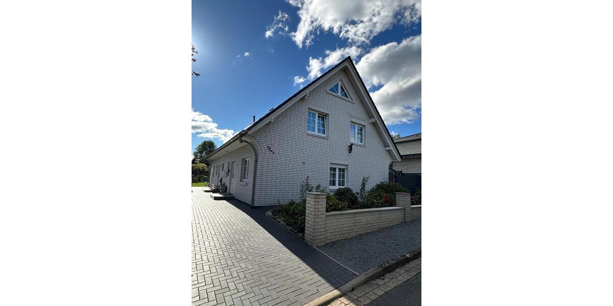 Doppelhaushälfte Soltau - 4 Zimmer, 125 m&sup2;, 1.300&euro; | Angebot:24663174