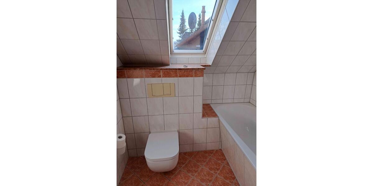 Dachgeschoßwohnung Dippoldiswalde - 4 Zimmer, 113 m&sup2;, 1.070&euro; | Angebot:26283423