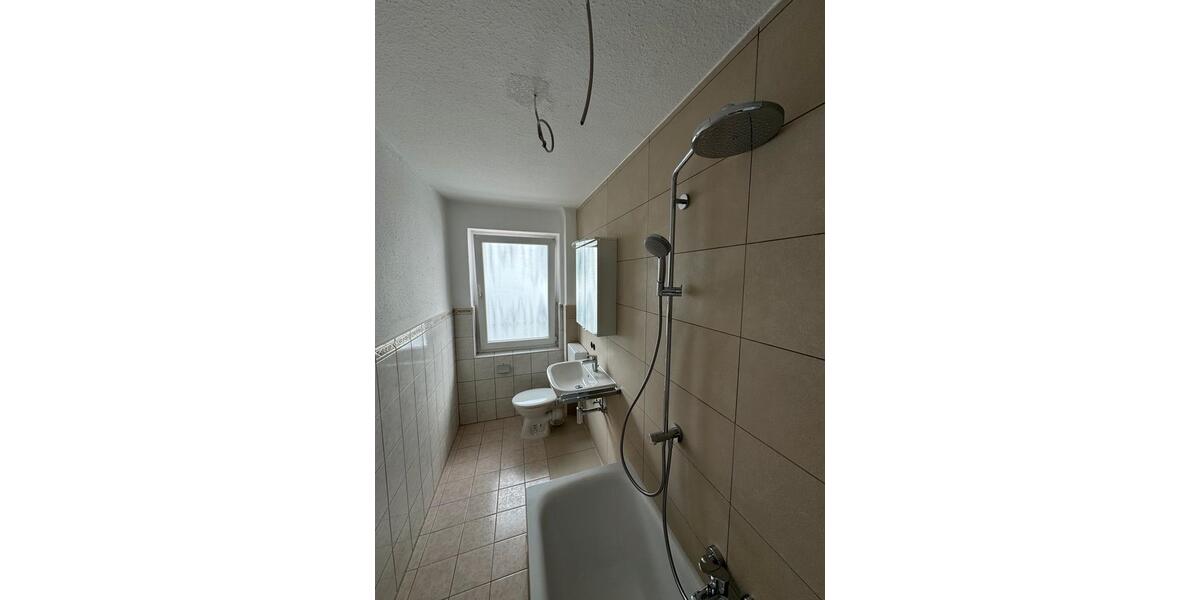 Etagenwohnung Albstadt - 2 Zimmer, 66 m&sup2;, 900&euro; | Angebot:26636271