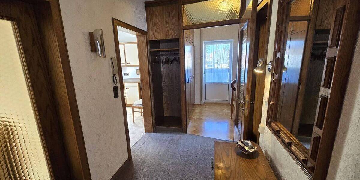 Einfamilienhaus Eschwege Niederhone - 7 Zimmer, 140 m&sup2;, 870&euro; | Angebot:25985105